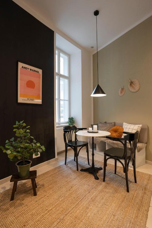 Josef's I Premium In Ideal Location Apartment